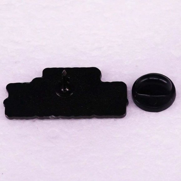 💚 2 for $20 💚 True Crime Podcast - Murderino - Novelty Enamel Pin - Picture 2 of 10